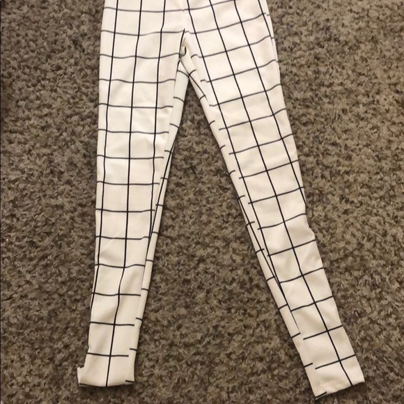 Matching set - Picture 2 of 2